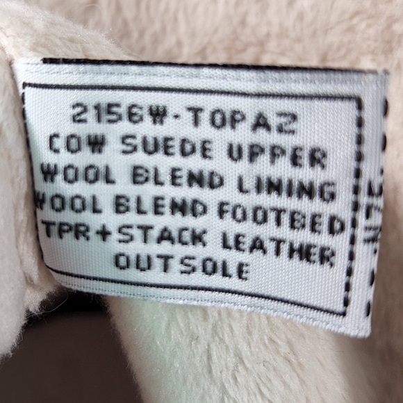 BEARPAW Topaz Genuine Sheepskin Footbed Block Heel Boot - Picture 13 of 15